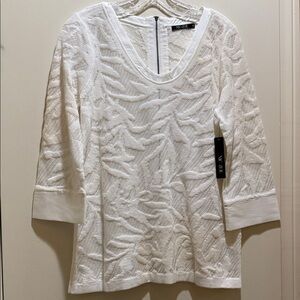 NWT NIC+ZOE Textured Paper White Sheer Lace Top Size: M